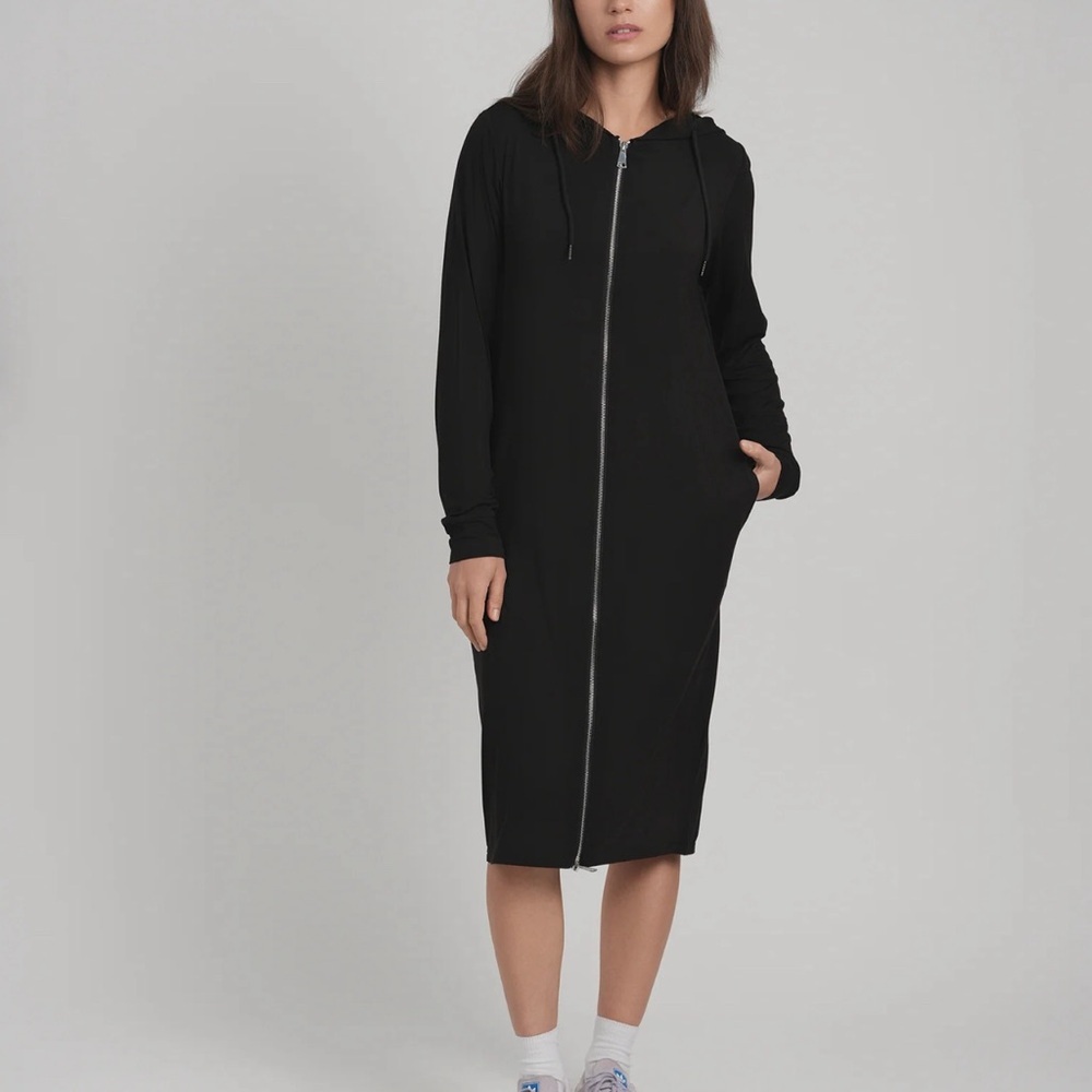 Elesol Black Zip-Up Hoodie Dress
